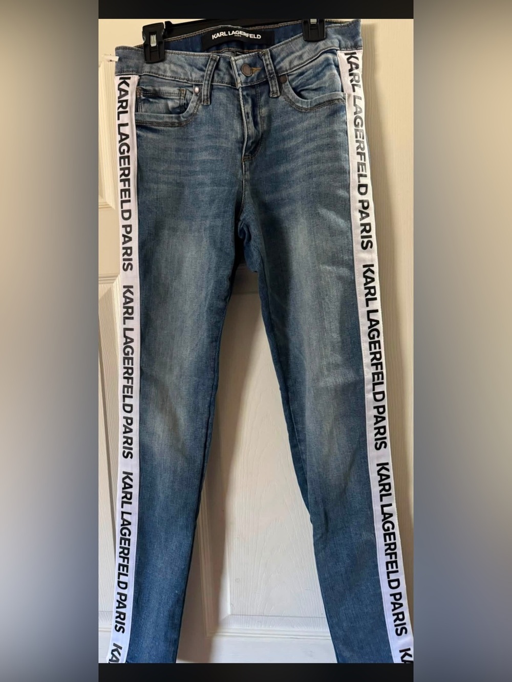 KARL LAGERFELD 💫 PARIS SIZE 2 blue jeans 👖 w Ribbon logo worn once LIKE NEW 🆕